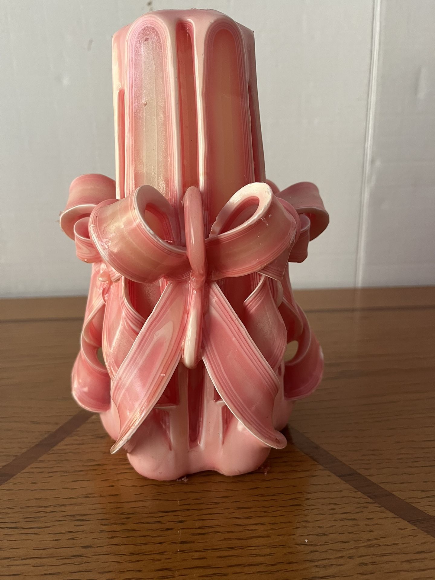 Vtg. Carved Ribbon Candle
