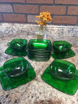Emerald Green Tea Set And Bowls 
