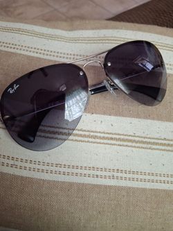 Rayband aviator sunglasses $60