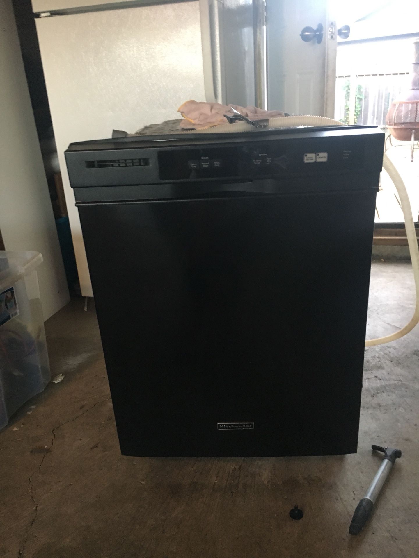 Kitchenaid dishwasher black outside and stainless inside