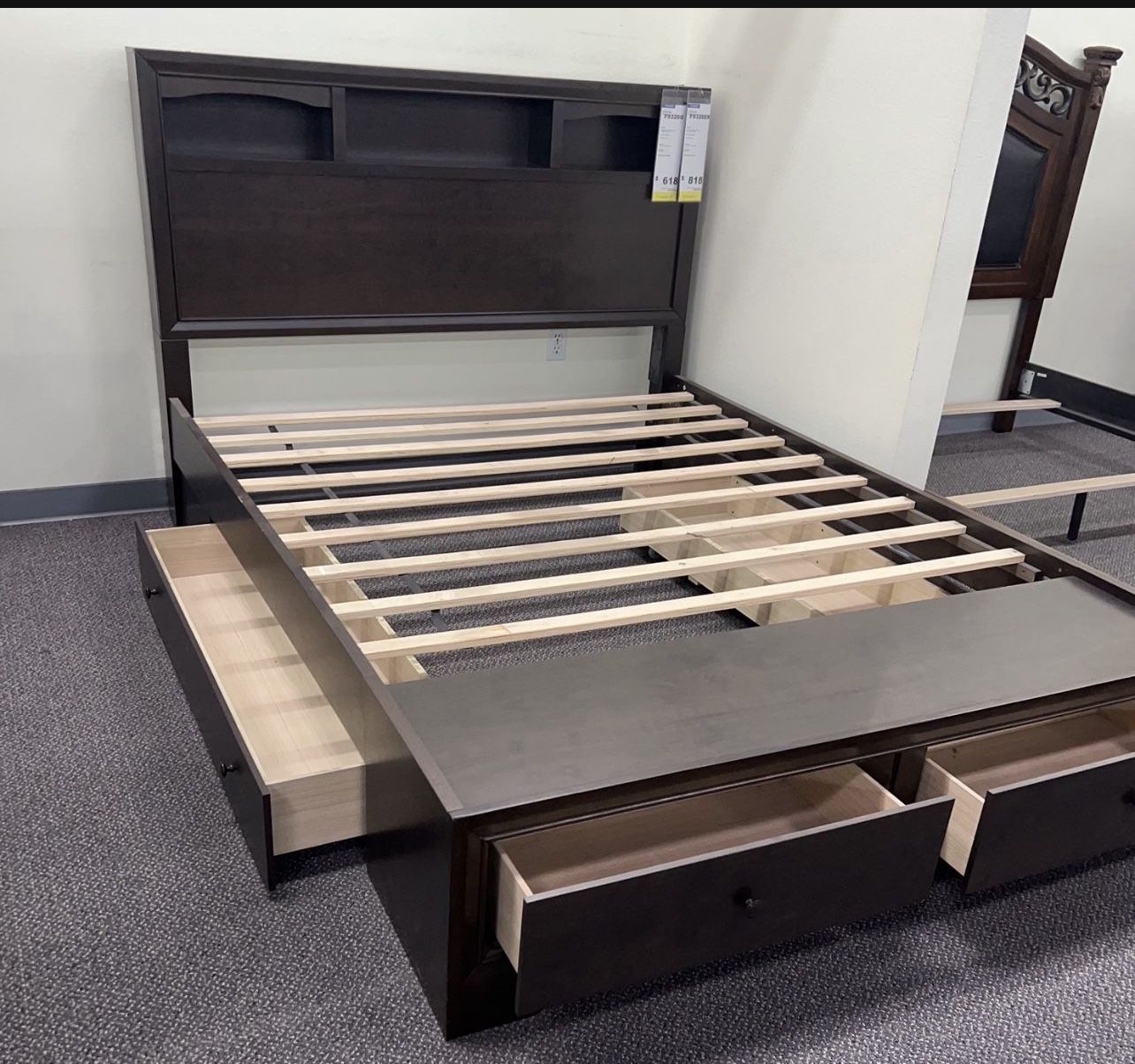 Cama Queen Size Nueva En Caja Incluye Colchon