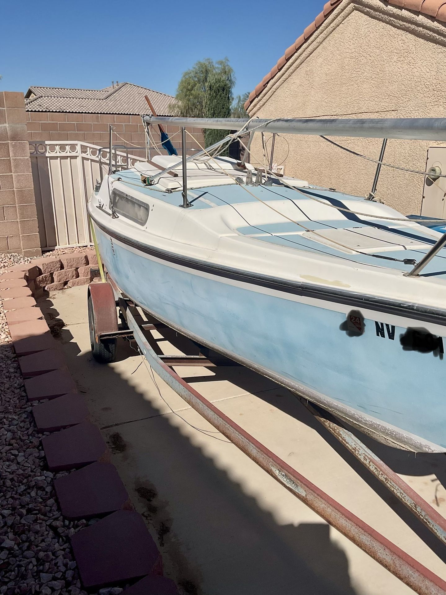 1977 MacGregor Sail boat