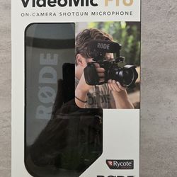RØDE - VIDEOMIC PRO Compact Shotgun Microphone NEW in box