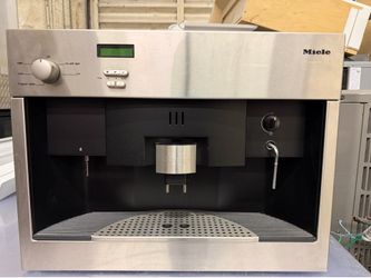 Miele Built-In Coffee Machine - Multi-Million Dollar Home Liquidation