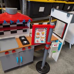 Little Tikes Real Wood Drive-Thru Diner Wooden Play Kitchen