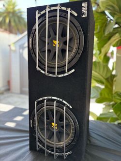 Dual 10-inch Kicker