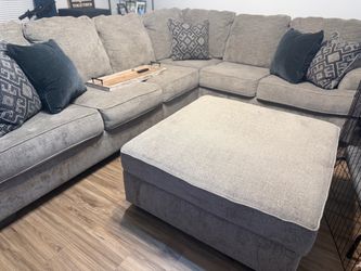 Ashley Sectional with ottoman