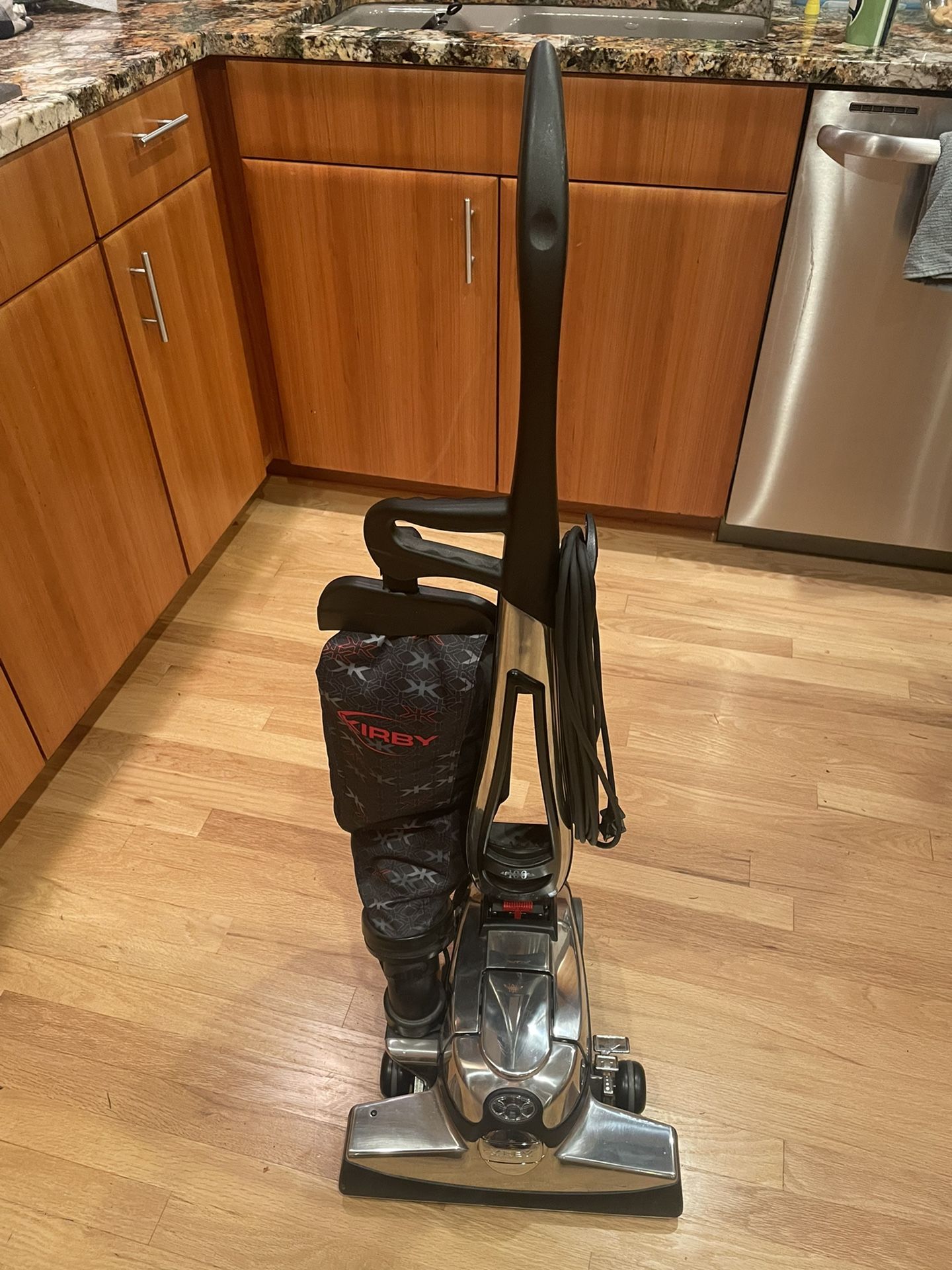 KIRBY AVALIR HOME CLEANING SYSTEM
