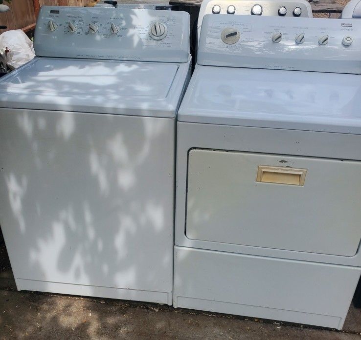 KENMORE SET WASHER AND ELECTRIC DRYER WORKING PERFECT WE HAVE DELIVERY SERVICE AVAILABLE FOR A SMALL FEE LOCALLY