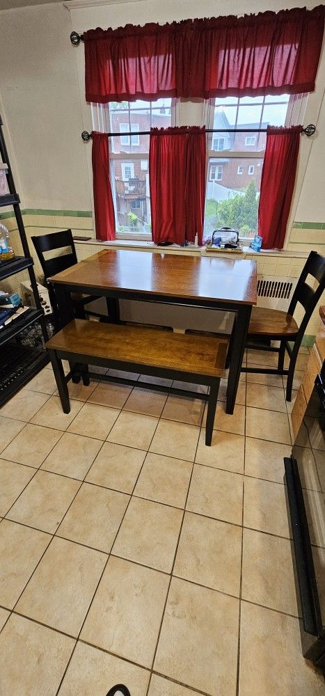 Kitchen Table & Chair Set