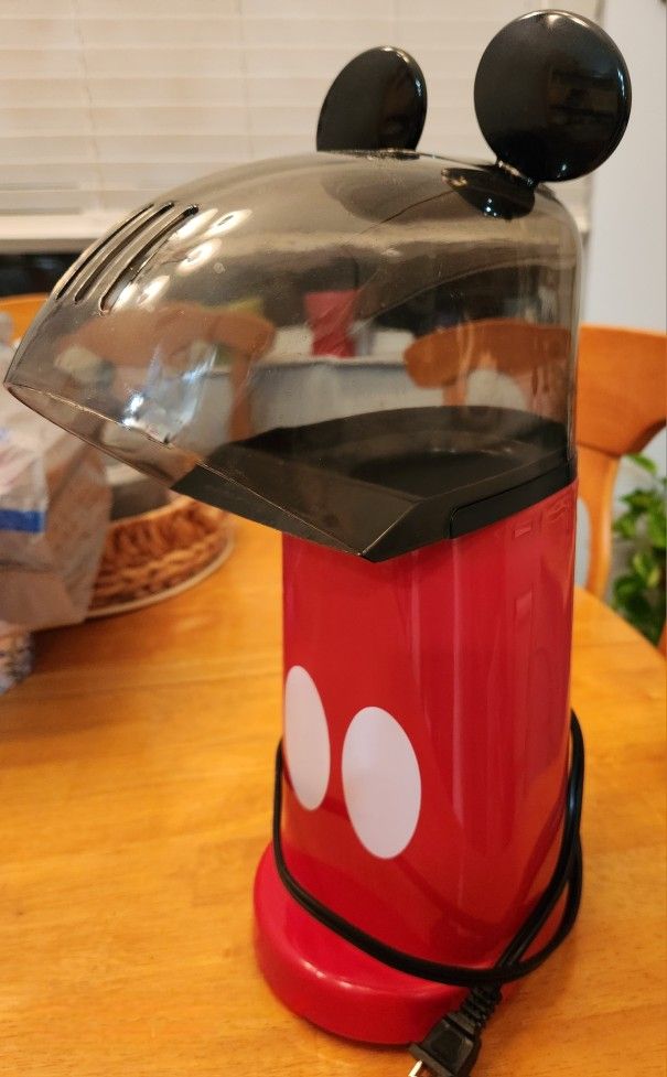 Disney Mickey Mouse Popcorn Popper.