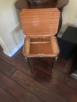 Table Side Italy Marquetry Vintage 