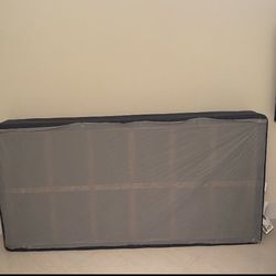 FREE TWIN BOX SPRING