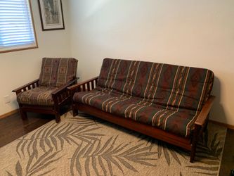 Futon full size and matching chair
