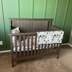 Crib with New Mattress (Child Craft) 