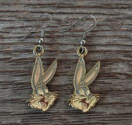 Bugs Bunny Six Flags 1994 Earrings Warner Bros Looney Tunes Souvenir