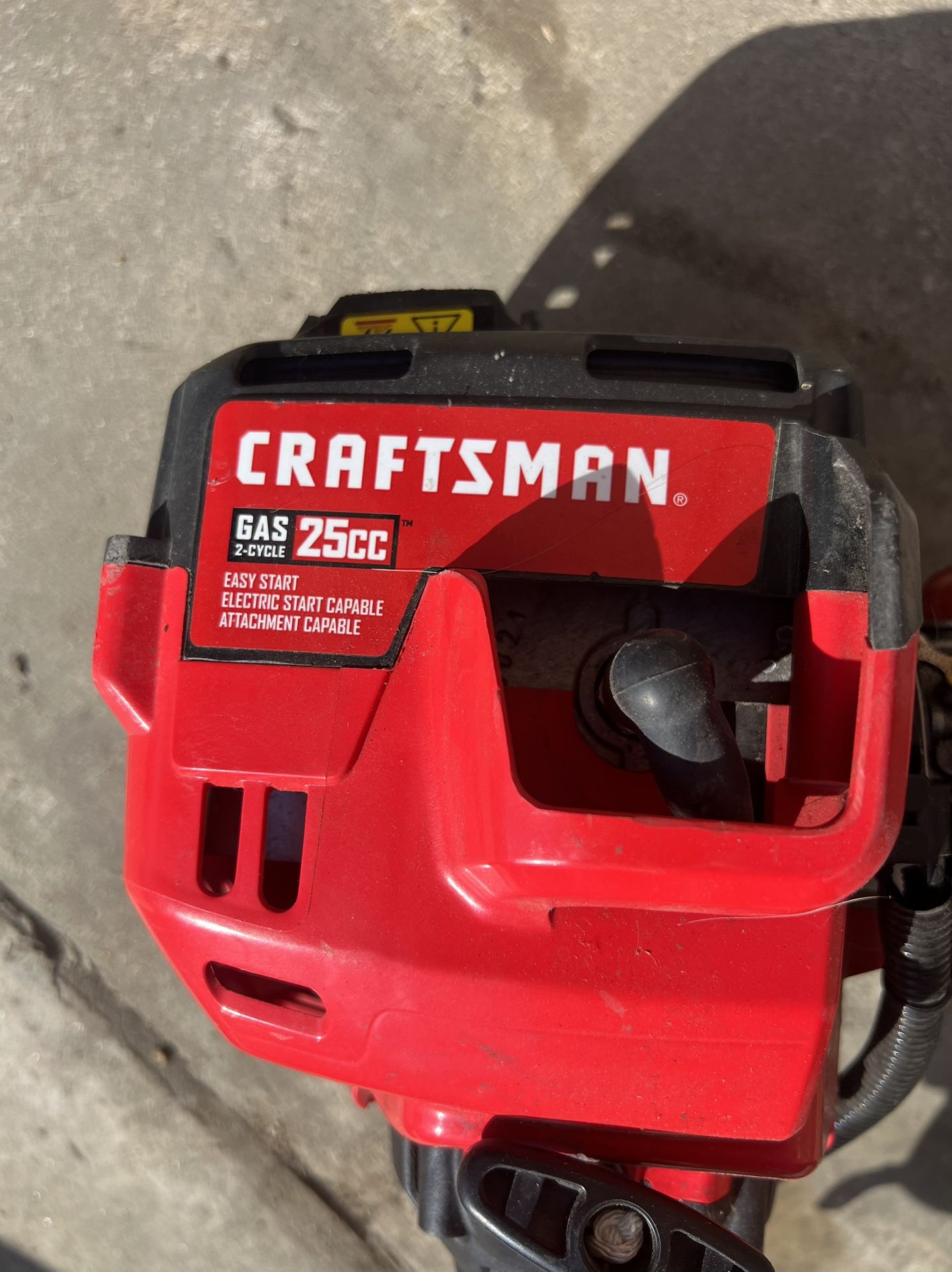 CRAFTSMAN WC210 25-cc 2-Cycle 17-in Curved Shaft Gas String Trimmer with Attachment Capable and Edger Capable