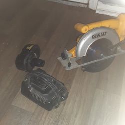 Dewalt Circular Saw