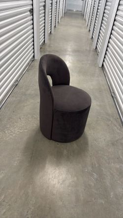 swivel barrel accent chair