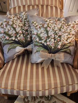 Beautifully decorated throw pillows