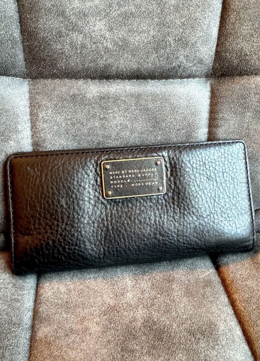 MARC BY MARC JACOBS WALLET