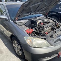 2005 Honda Civic FOR PARTS ONLY 