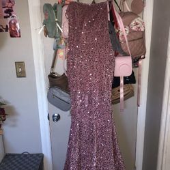 pink prom dress . willing to lower the price 