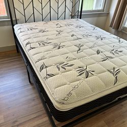 Queen Size Metal Bed Frame 