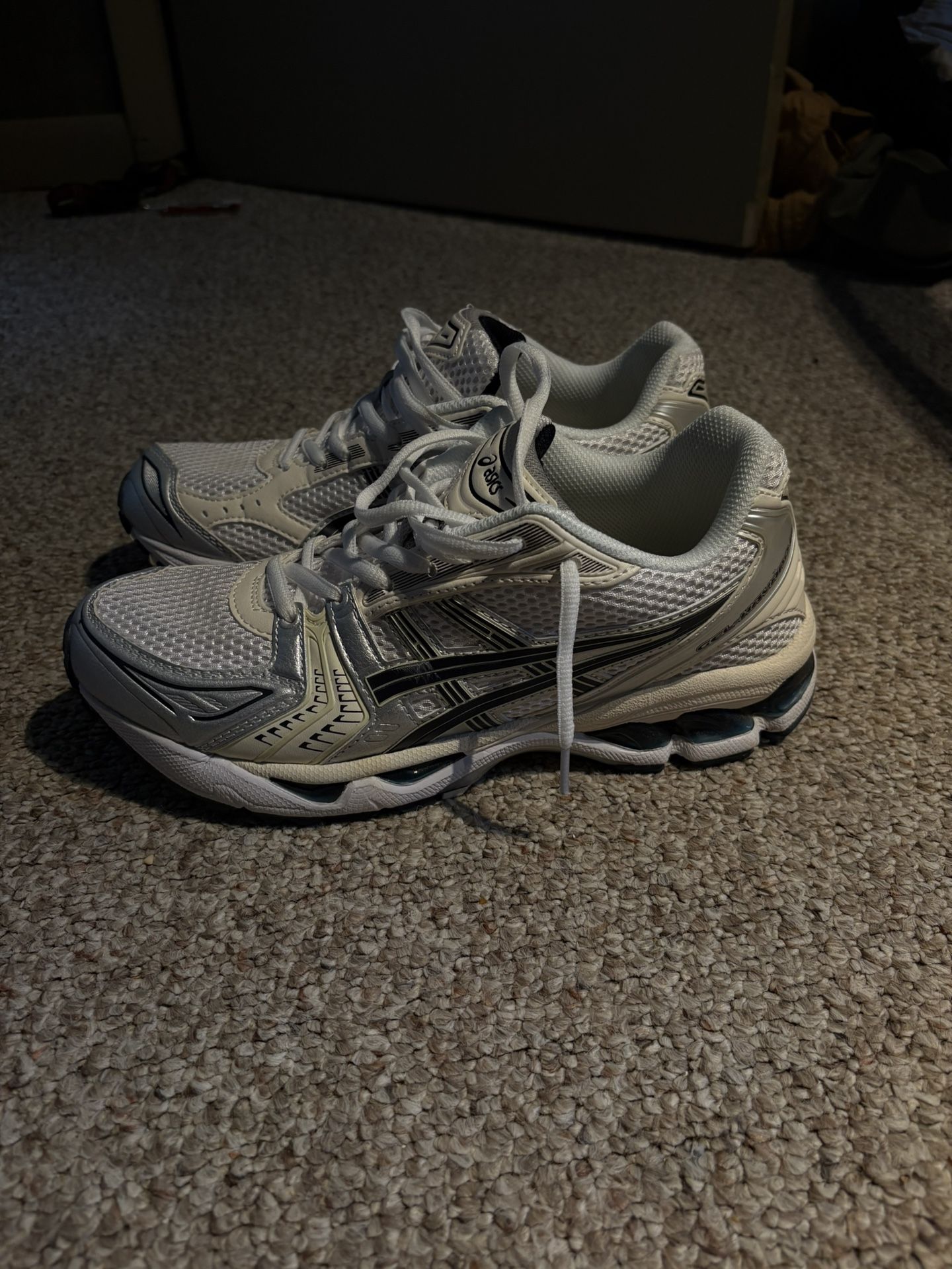 NEW ASICS GEL KAYANO 14 MIDNIGHT SIZE 9 Men’s