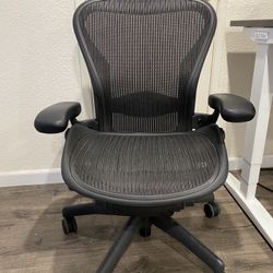 Herman Miller Aeron Ergonomic Office Chair Full Loaded with Tilt Limiter and Zonal Back Support | Fully Adjustable Vinyl Arms and Seat Angle (Original