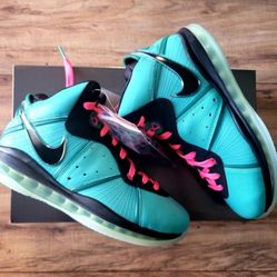 NIKE LEBRON 8 SOUTH BEACH ... SIZE 8.5