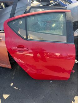 2016 Toyota Prius C Right Rear Door $300