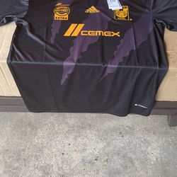 Y Shirt   Mexican Soccer  Tigres  New  Never  Used 