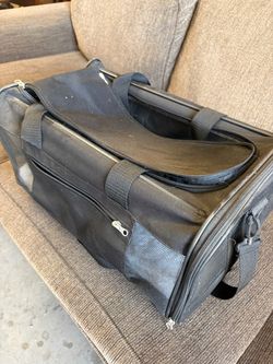 Small pet carrier