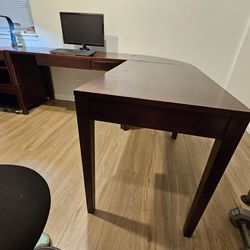 Levenger L-shaped All Wood Desk