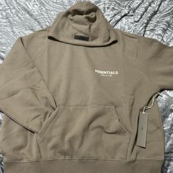 ESSENTIALS Medium Hoodie