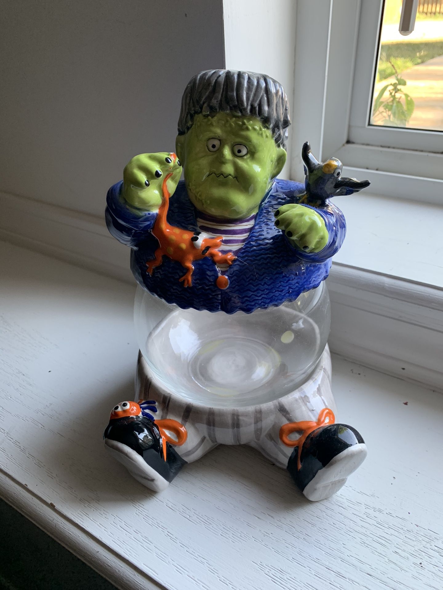Small candy jar