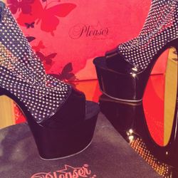 Dance Studio Or midnight Ballerina’s BLACK Diamond 