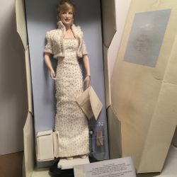 Vintage Franklin Mint - Princess Diana Porcelain Doll in Box
