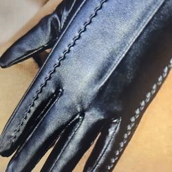 Women's Gloves