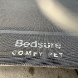 Bedsure XL Elevated Cooling Dog Bed Voy