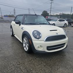2015 MINI COOPER S 