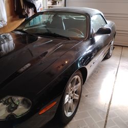 2000 Jaguar XK8