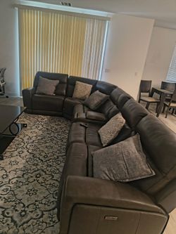 Recliner sofa