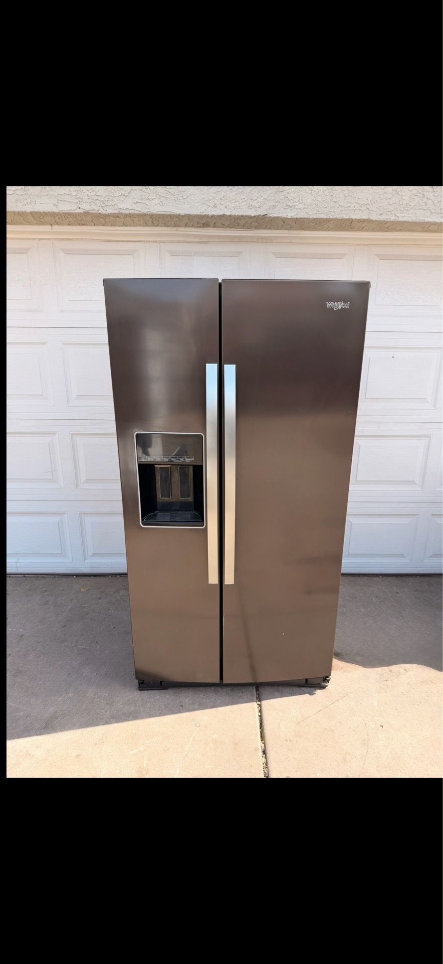 Refrigerator Black Stainless 60 Day Warranty