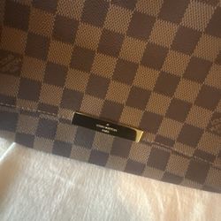 Louis Vuitton Favorite 