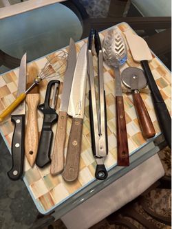 Various kitchen utensils-16 count