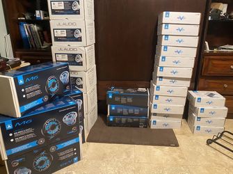 BRAND NEW ! JL Audio !