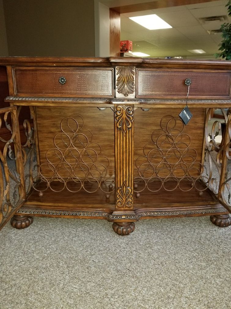 WINE CREDENZA