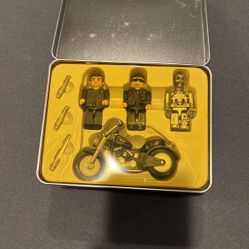 Terminator 2 Cube Figures